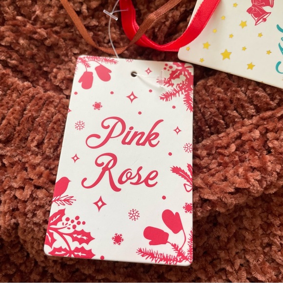 Slightly Cropped Pink Rose Sweater | Size: Small - Picture 9 of 9